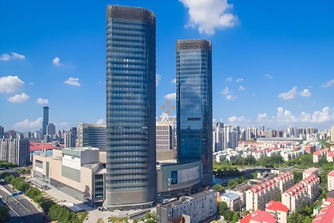 浦東 世紀(jì)匯廣場(chǎng) 170平米 簡(jiǎn)裝